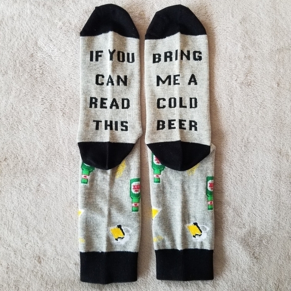 New Novelty Socks 2 Pack - If You Can Read This, Bring Me...Coffee/Beer - Picture 10 of 15